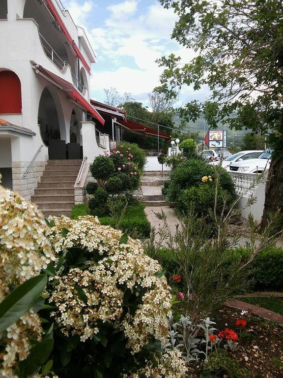 Garfild Guest House Novi Vinodolski Dış mekan fotoğraf