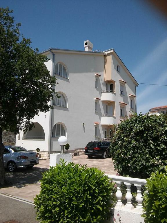 Garfild Guest House Novi Vinodolski Dış mekan fotoğraf