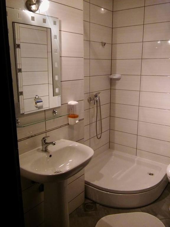 Garfild Guest House Novi Vinodolski Dış mekan fotoğraf