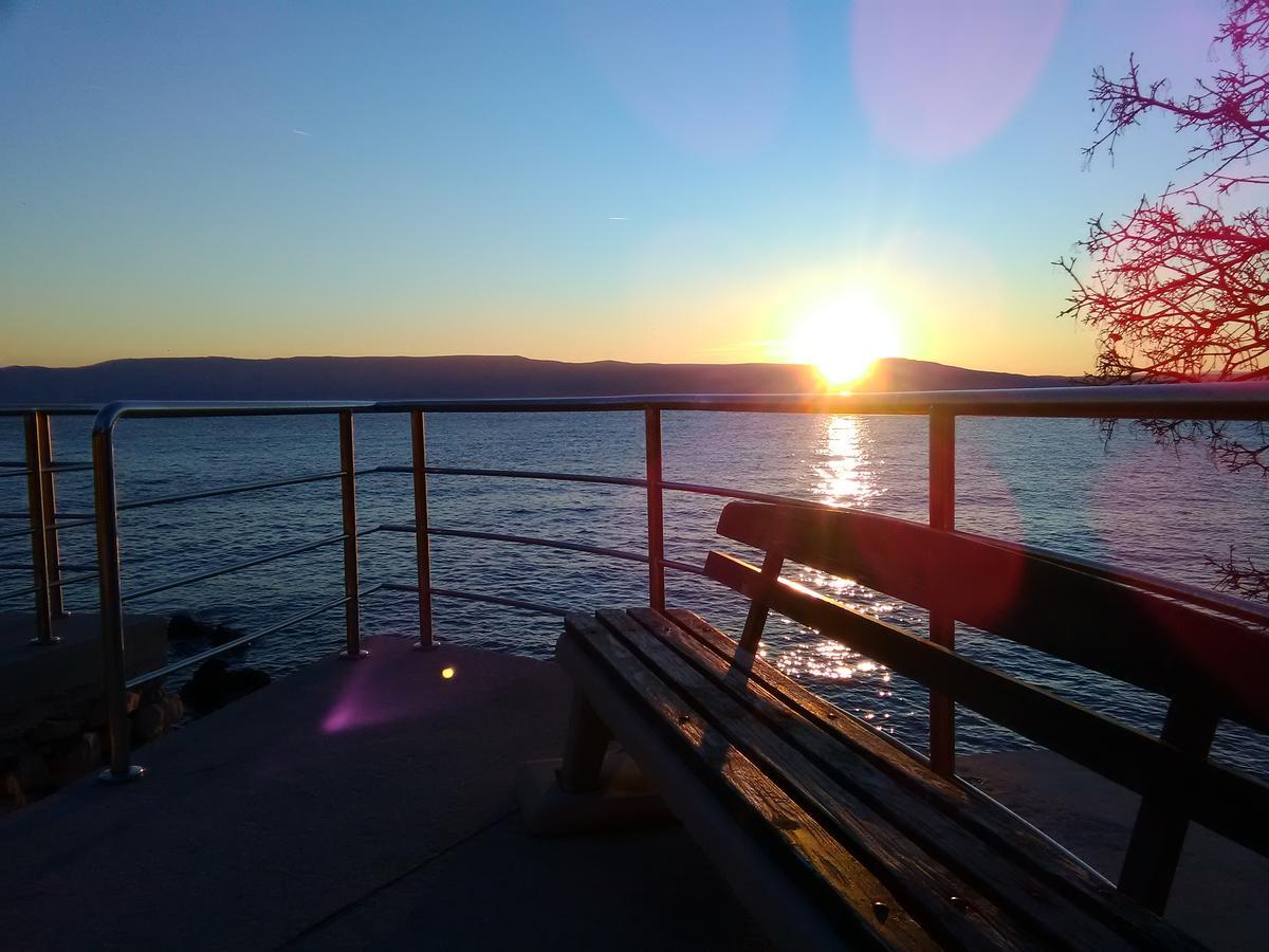 Garfild Guest House Novi Vinodolski Dış mekan fotoğraf