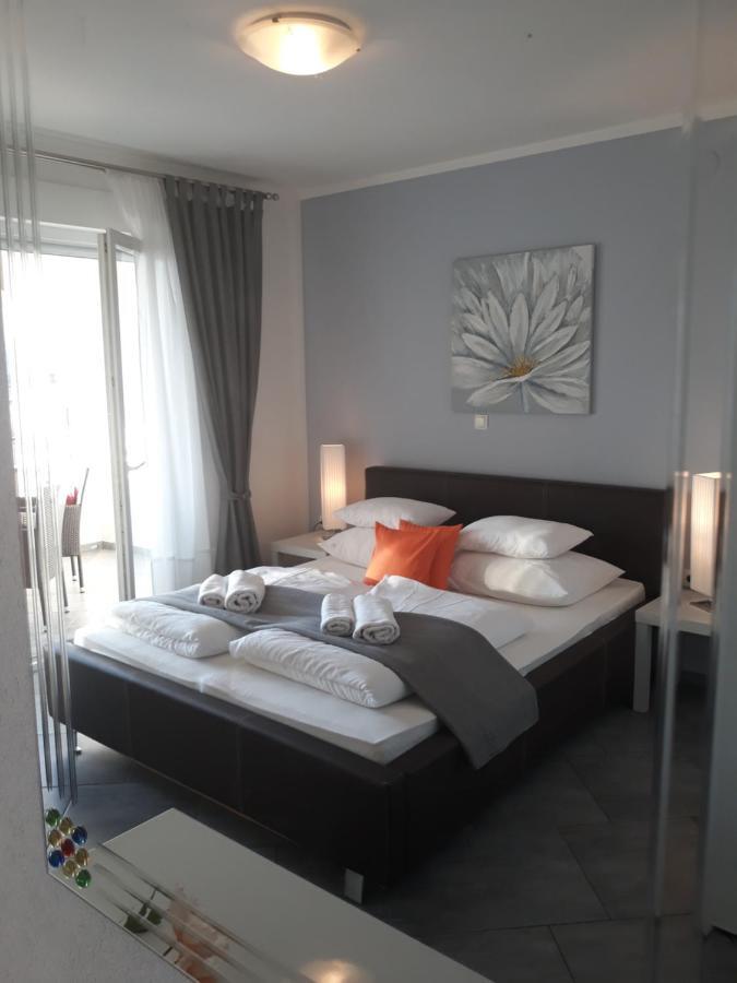 Garfild Guest House Novi Vinodolski Oda fotoğraf