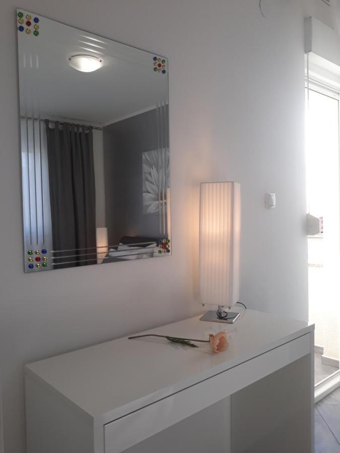 Garfild Guest House Novi Vinodolski Oda fotoğraf